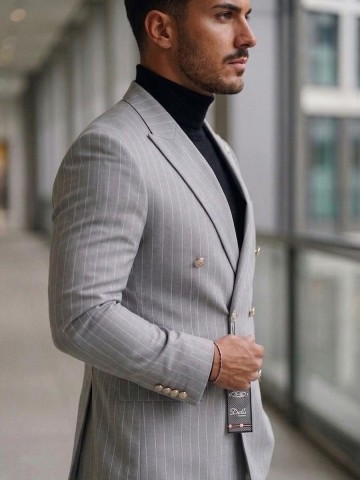 Açık Gri Beyaz Çizgili Takım