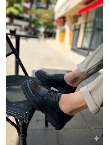 OLD-5051 Siyah Deri Bağcıklı