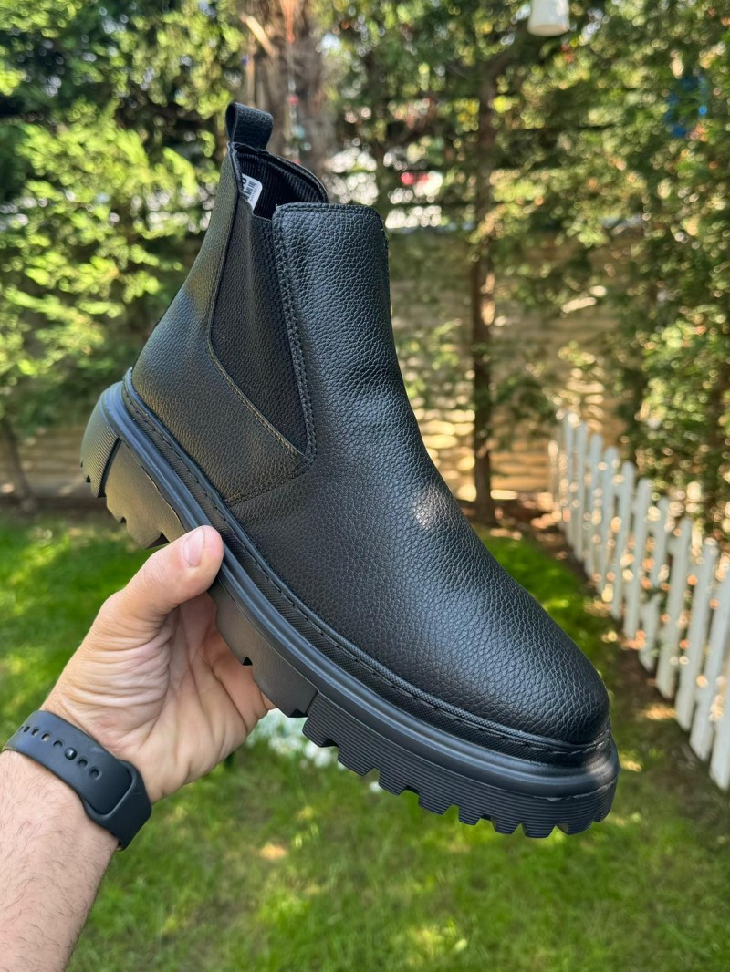 OLD-106 Siyah Noktalı Cilt Kışlık Bot