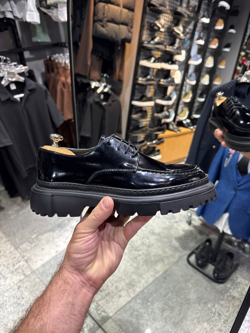 OLD-5050 Siyah Deri Parlak Bağcıklı