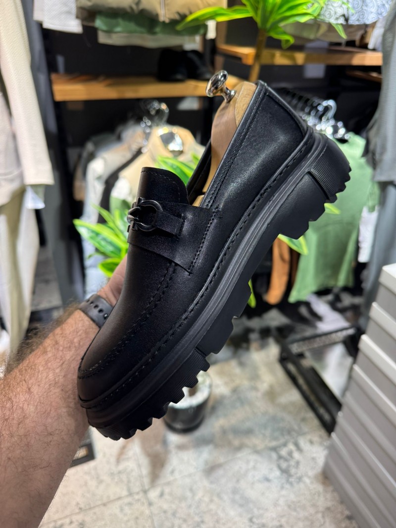 OLD-5070 Siyah Deri Tokalı Eva taban