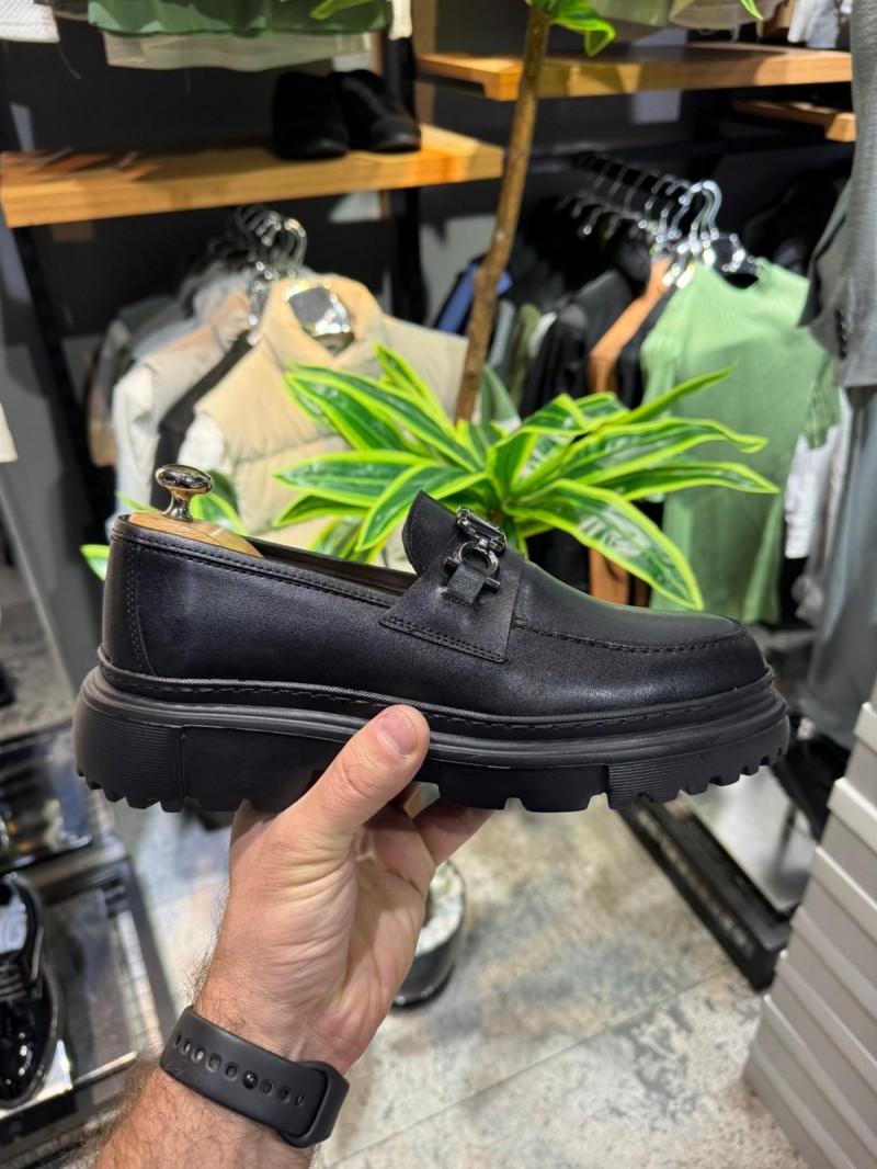 OLD-5071 Siyah Deri Valantino Eva taban