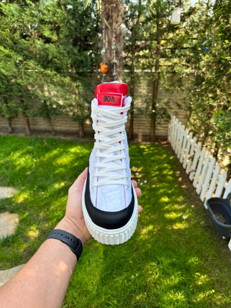 OLD-8100 Beyaz Kırmızı Bot