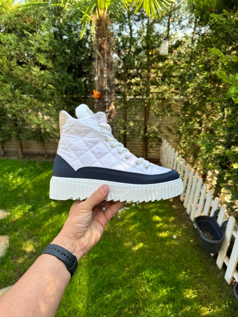 OLD-8101 Beyaz Laciver Krem Bot